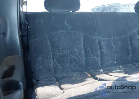 1999 Chevrolet Silverado 1500 Ls z USA, uszkodzony, nr VIN 1GCEK19T2XE103100